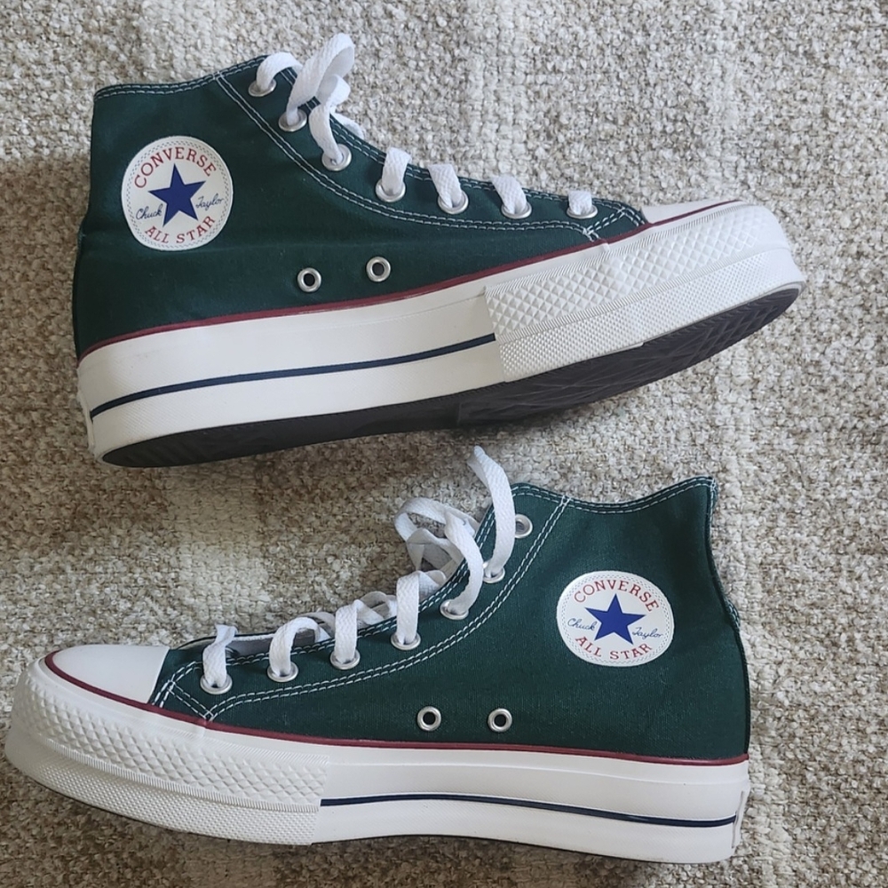 Converse Chuck Taylor Green Sneakers - Picture 9 of 9